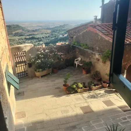 Holiday home Al Tuffatore Etrusco Campiglia Marittima