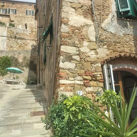 Al Tuffatore Etrusco Campiglia Marittima