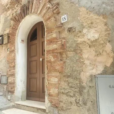 Holiday home Al Tuffatore Etrusco *