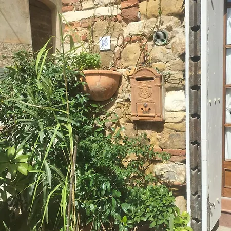 Al Tuffatore Etrusco